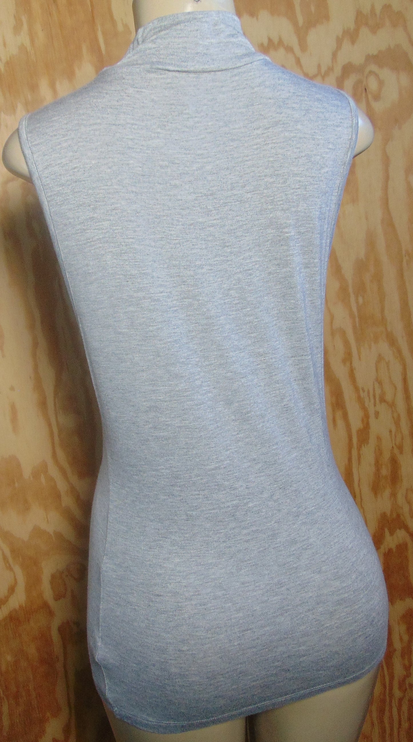 sleeveless tank