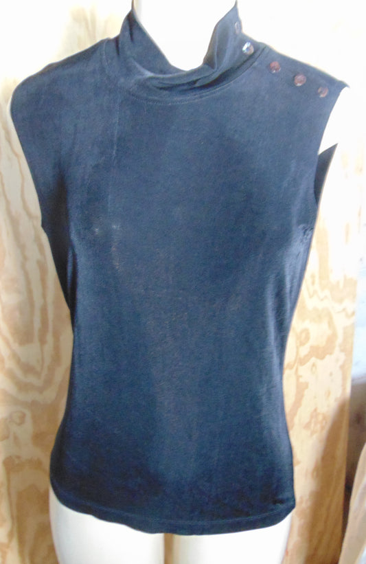 black mock neck sleeveless size M.