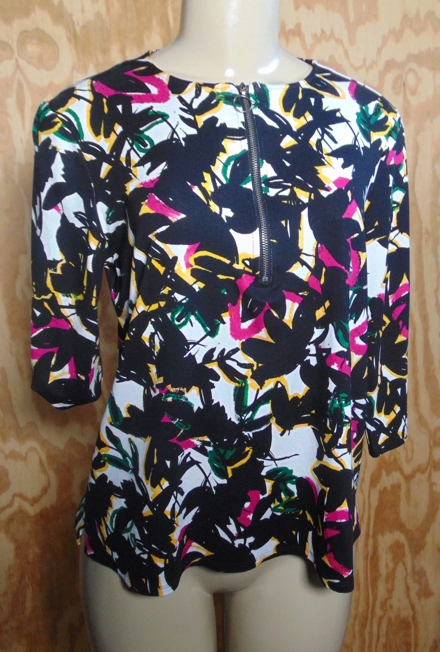 graphic blouse