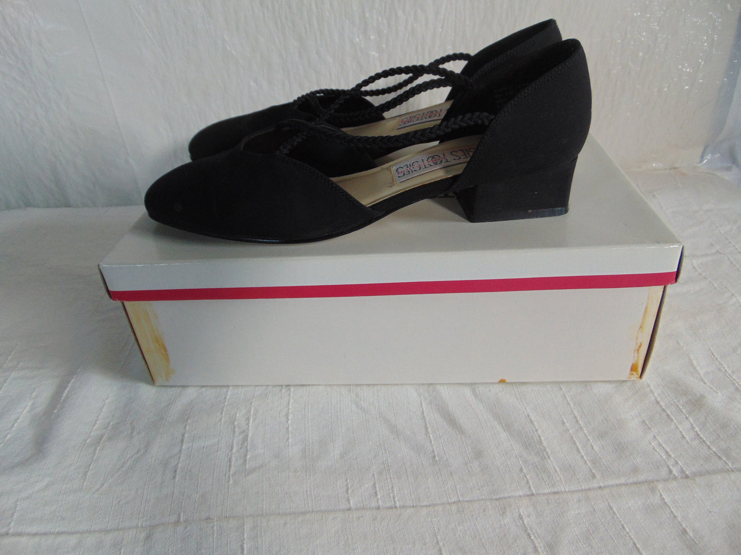 Mootsie Toostie Womens Black Fabric Shoes Size 7M