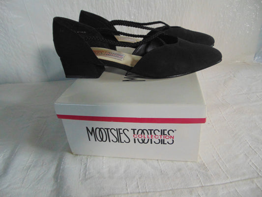 Mootsie Toostie Womens Black Fabric Shoes Size 7M