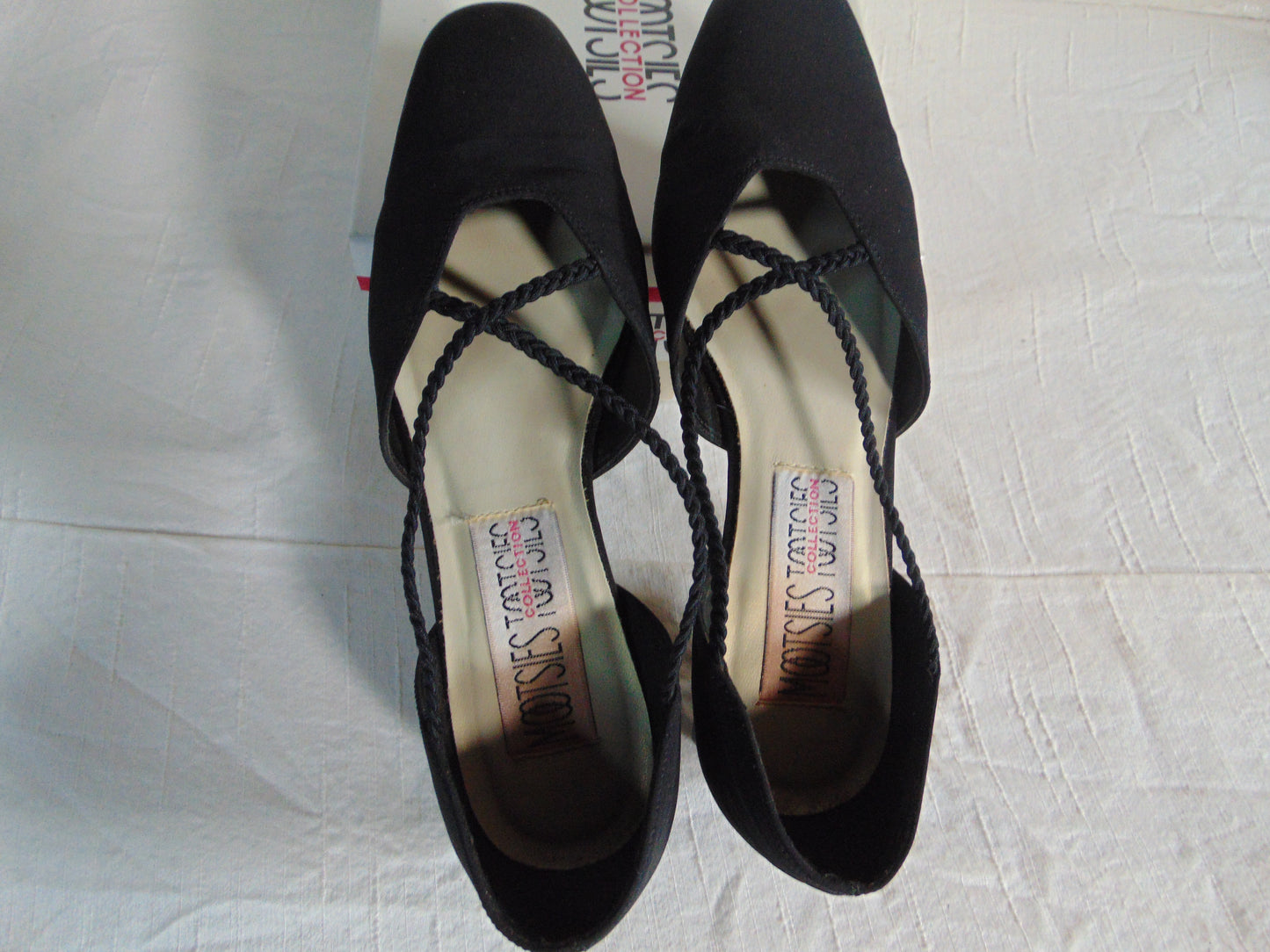 Mootsie Toostie Womens Black Fabric Shoes Size 7M