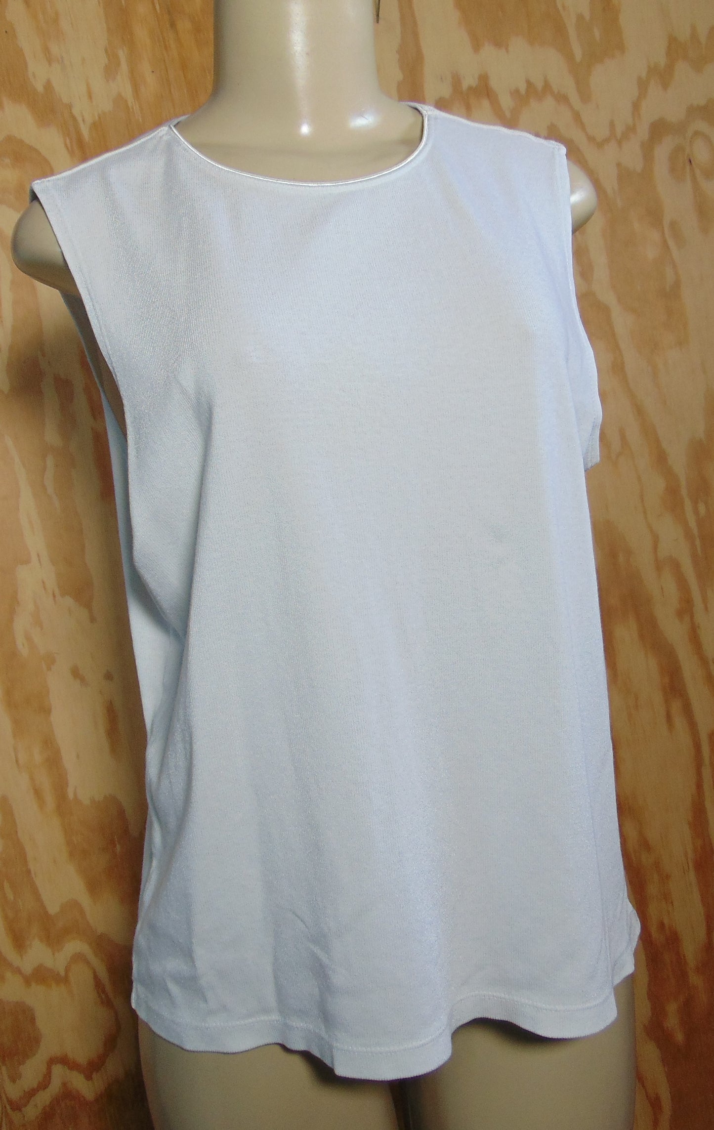 white sleeveless tank