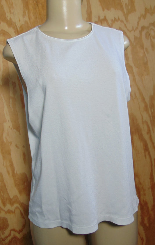 white sleeveless tank