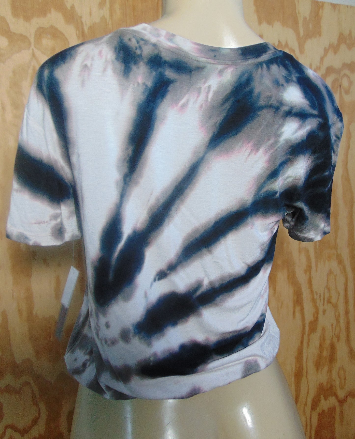 No Boundaries Womens Tie Dye Cropped Top Small Multicolor