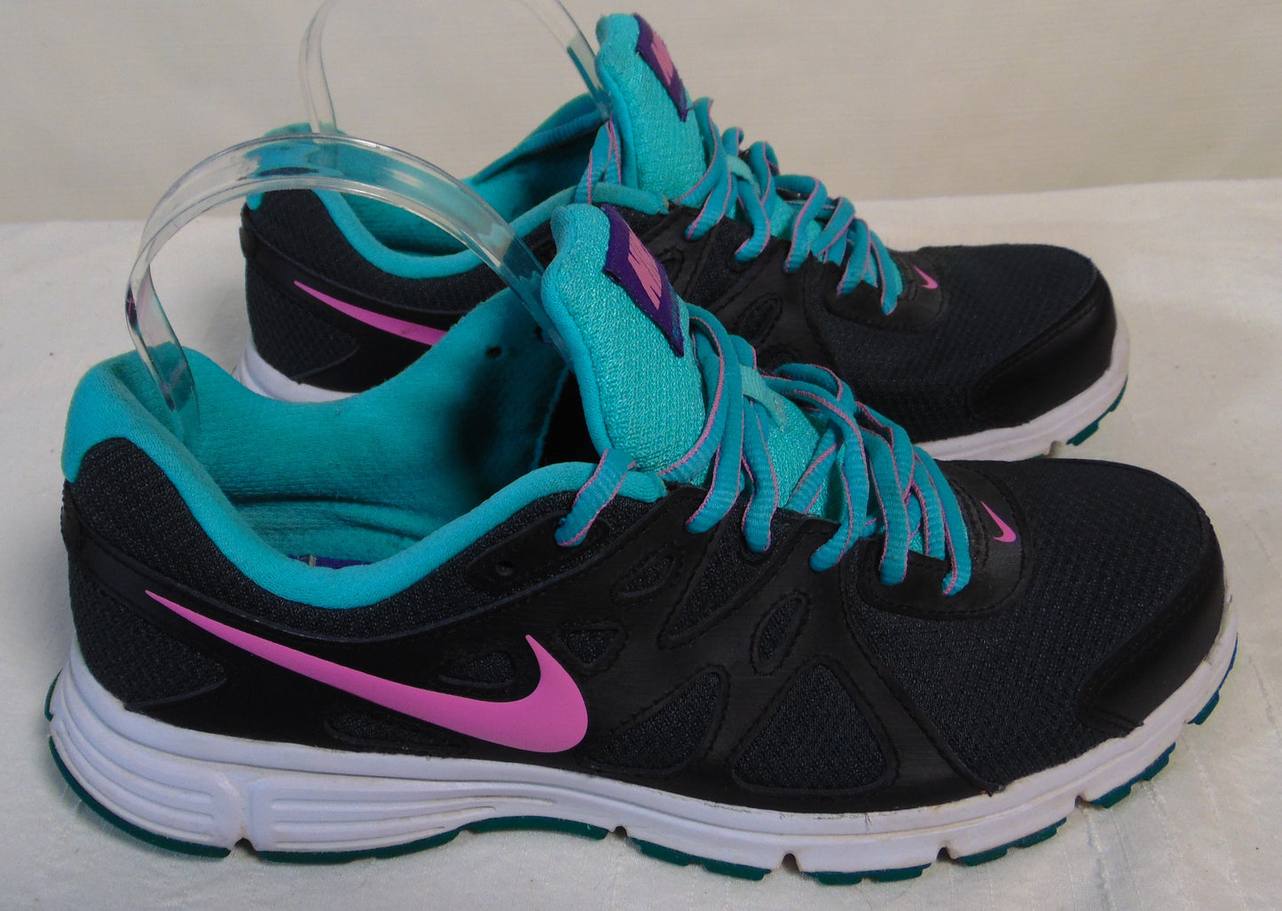 Nike Revelation 2 Running Sneakers Womens Athletic Shoe Sizes 9.5