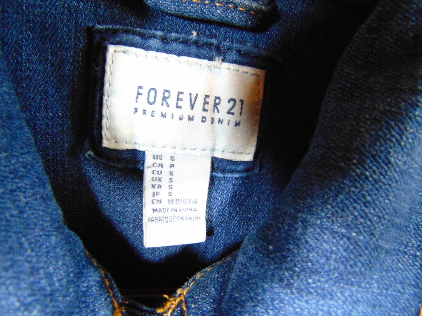 Forever 21 Blue Denim Cropped Bikers Jacket Button Up  Size Small