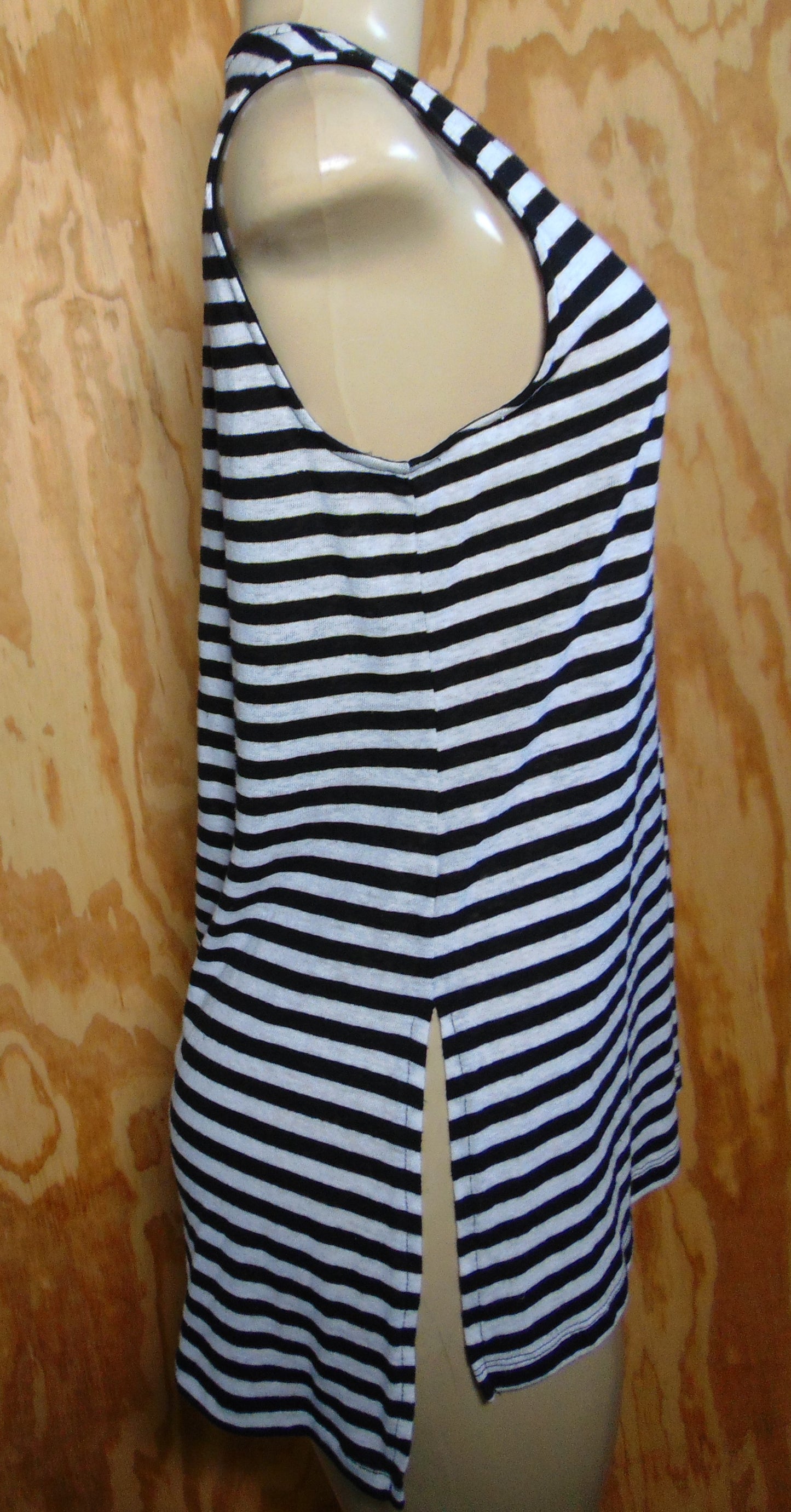 Time And Tru Stripe Long Tunic Sleeveless Small