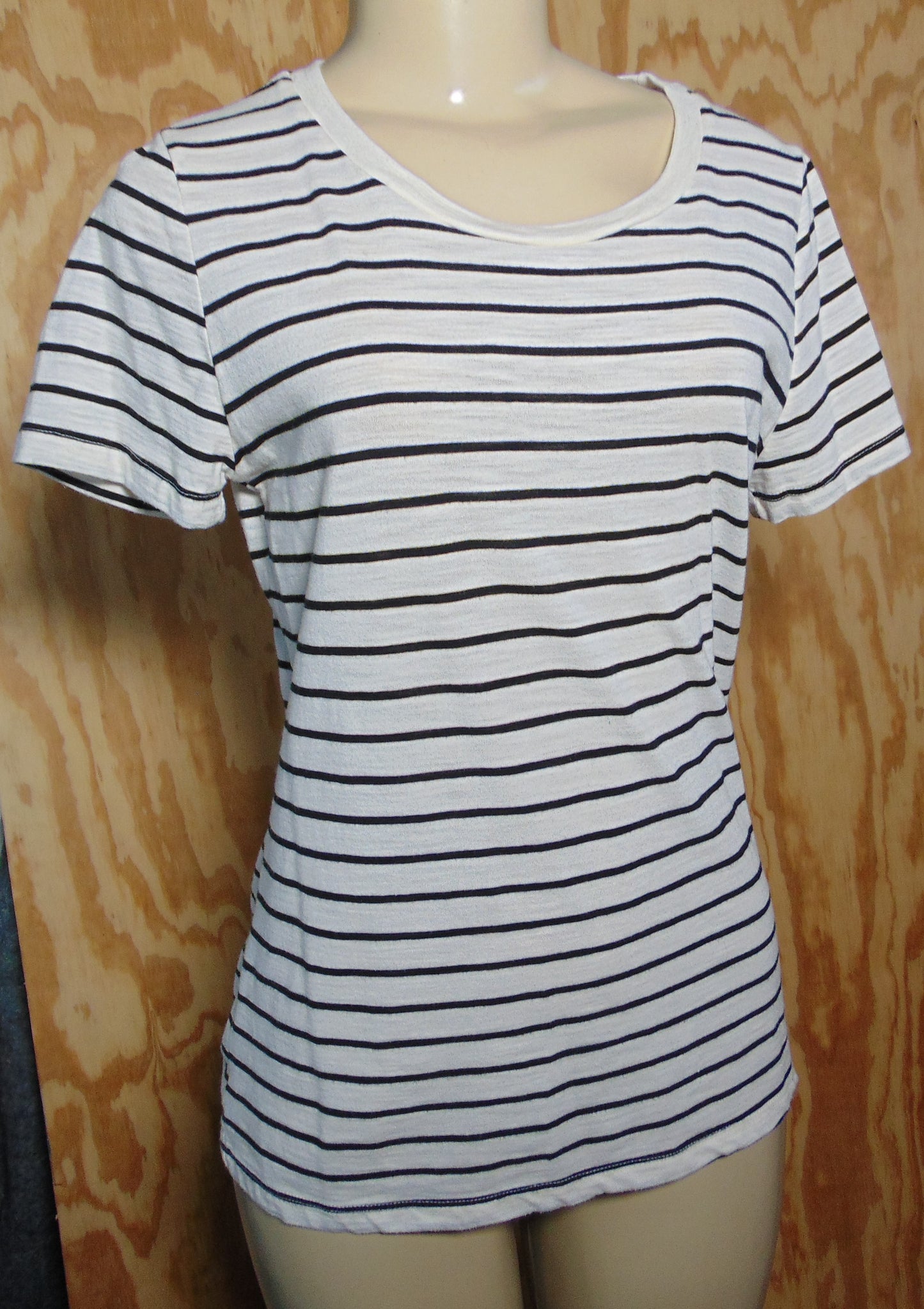 Mossimo Stripe Short Sleeve T-Shirt