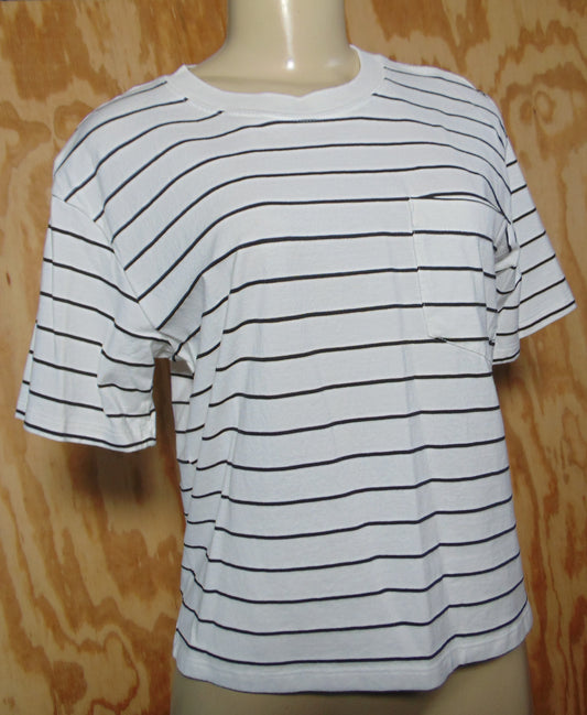 Time And Tru Stripe T-Shirt Short Sleeve Tank Medium