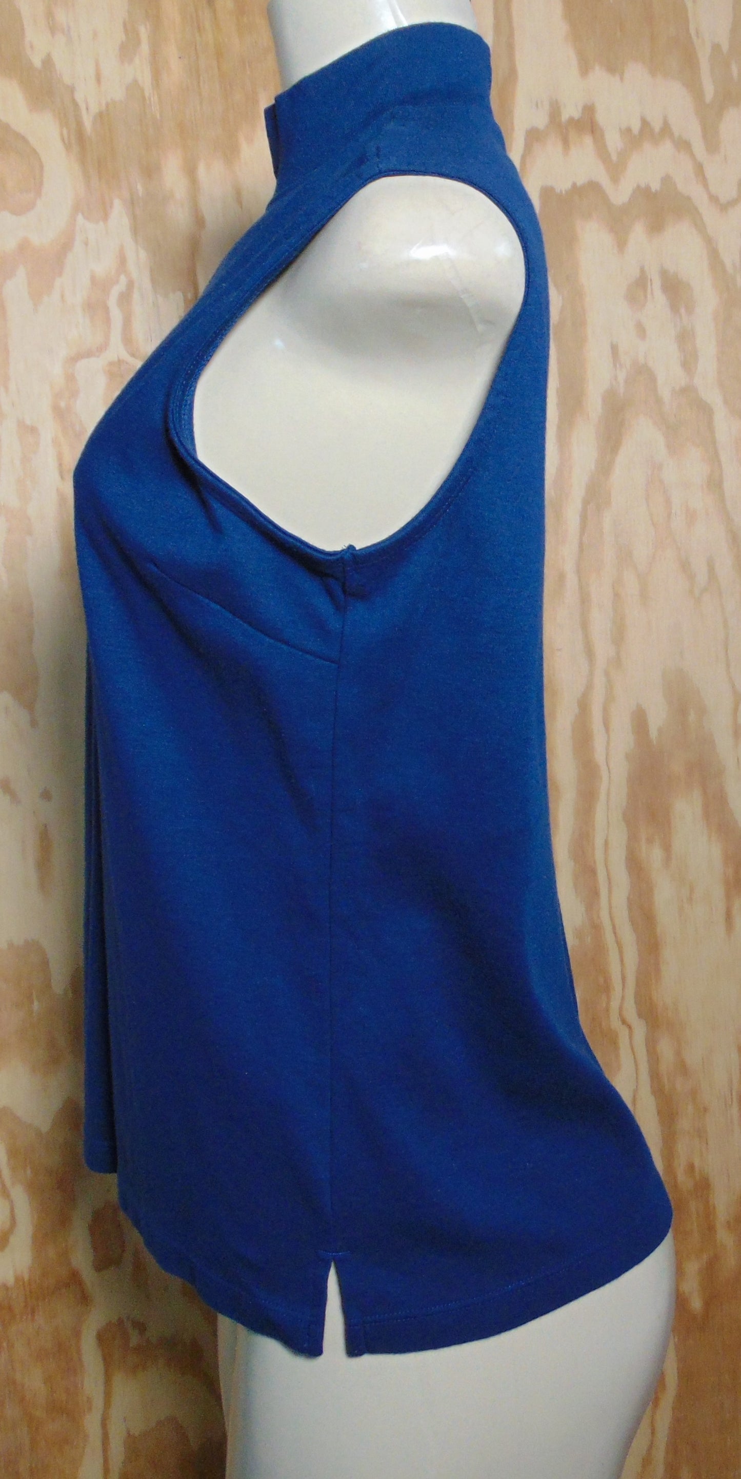 Hasting & Smith Sleeveless Blue Tank Mock Neck Top